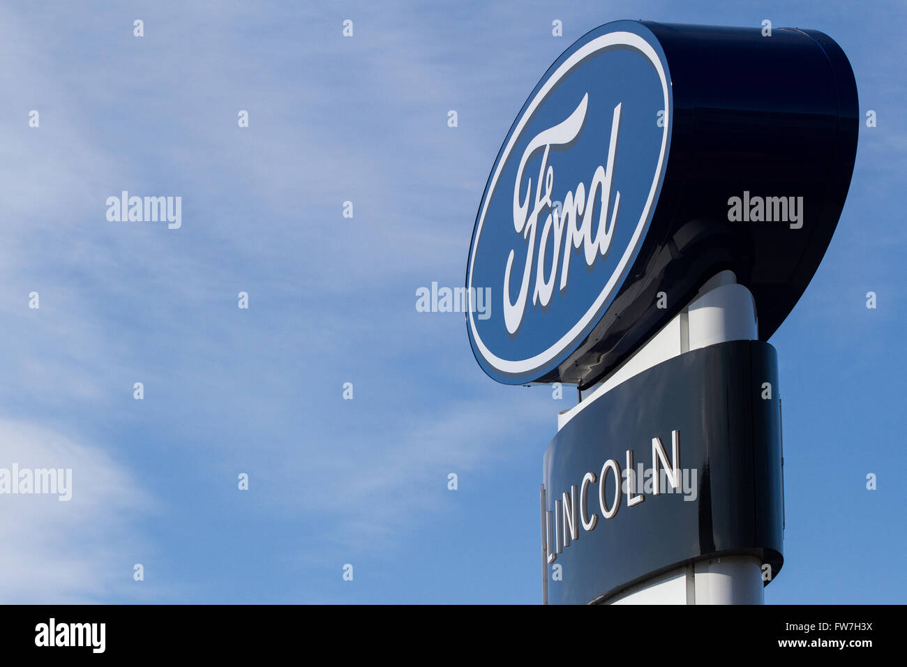 Ford and Lincoln car dealership in Kingston, Ont., on March 21, 2016. Stock Photo