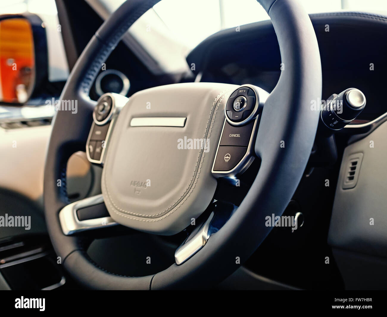 Luxury SUV Interior Multifunctional steering wheel with control