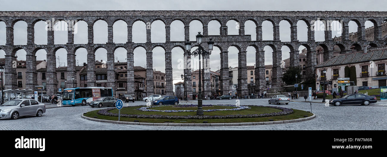 Roman aqueduct in Segovia, Castile and Leon, Spain Stock Photo