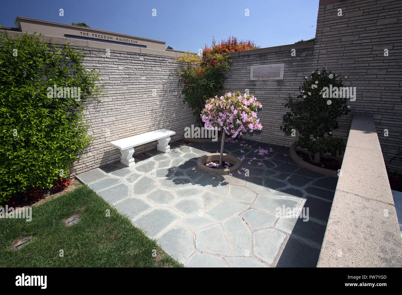 Celebrity final resting places - Forest Lawn Memorial Park & Mortuaries: The Court of Freedom with the Freedom Mausoleum and the Gardens of Honor and the Garden of Everlasting Peace where Spencer Tracy was laid to rest.  Featuring: Spencer Tracy Where: Gl Stock Photo