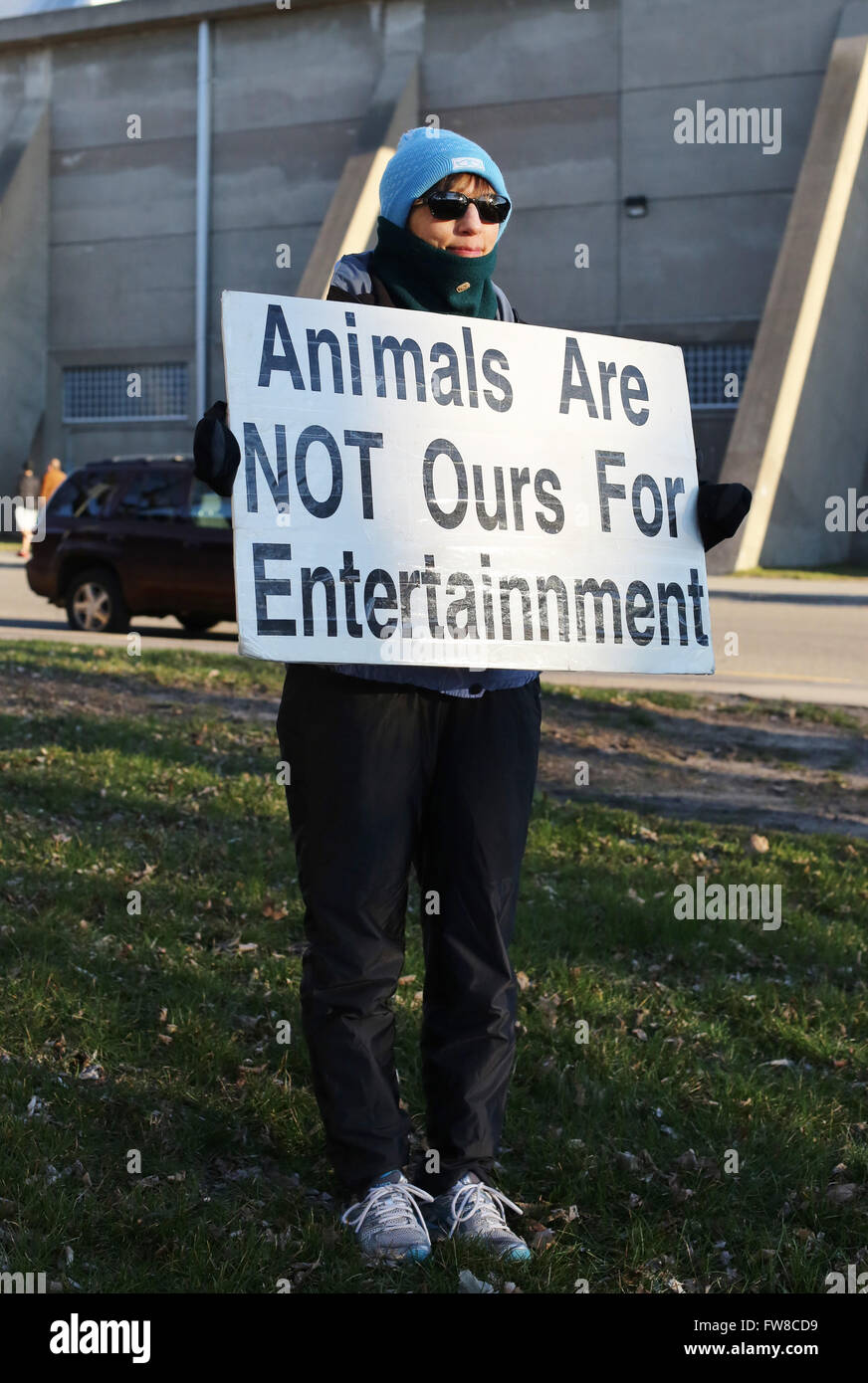 St. Paul, Minnesota, USA. 1st April, 2016. Animal Rights activist protesting at the Osman Shrine Circus for their use of animal acts. Credit:  Gina Kelly / Alamy Live News Stock Photo