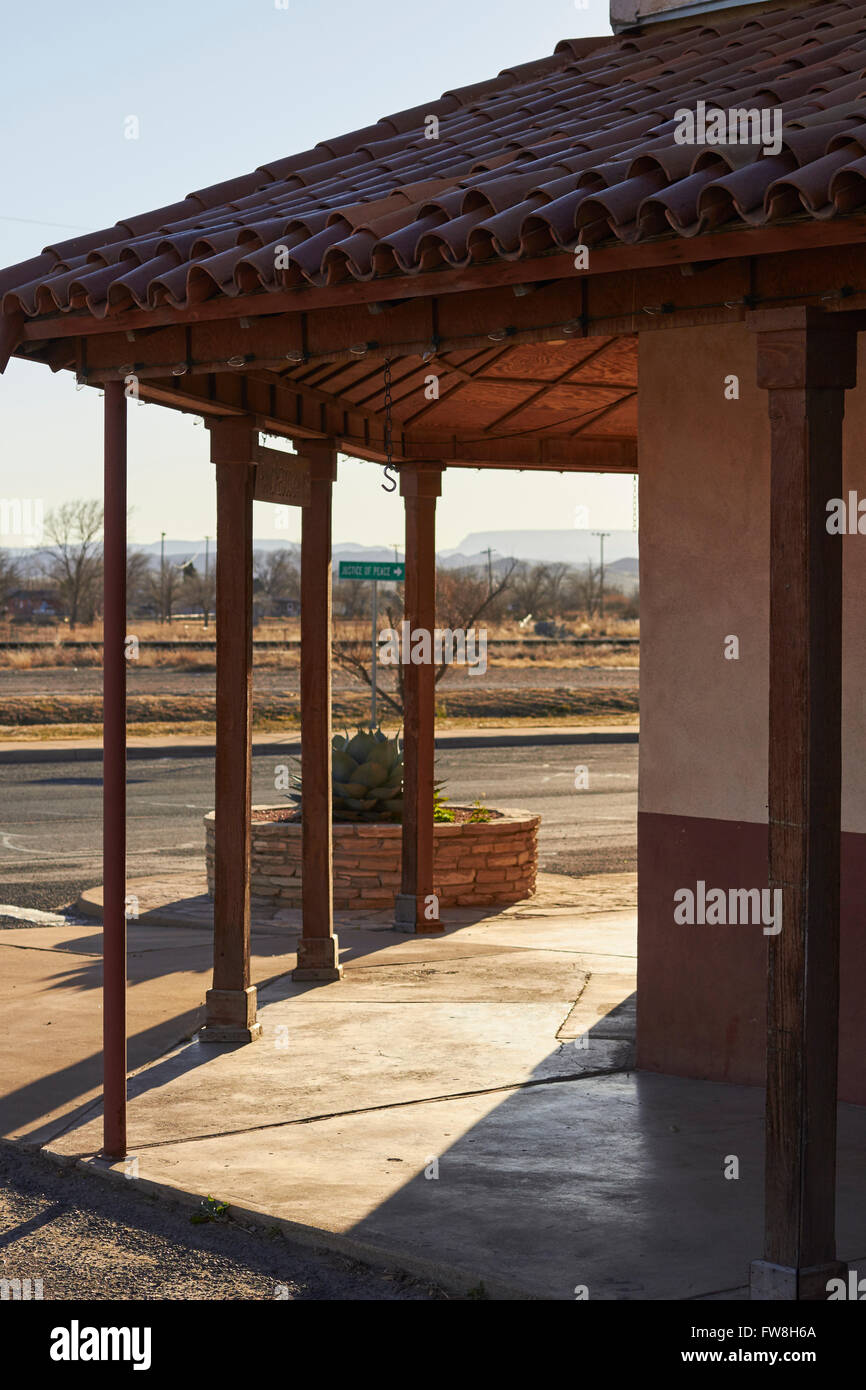 Shaded sidewalk and storefronts, Marathon, Texas, USA Stock Photo