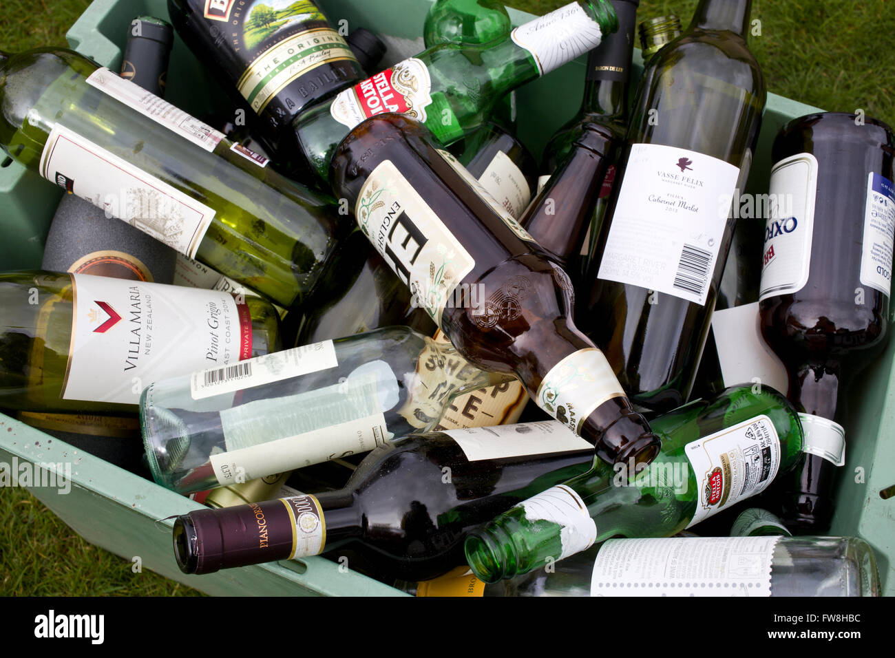 Empty wine bottles in crate hires stock photography and images Alamy