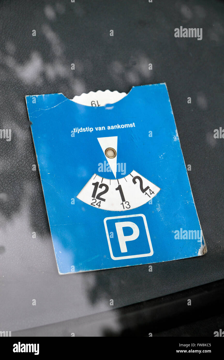 Parking disc zone hi-res stock photography and images - Alamy