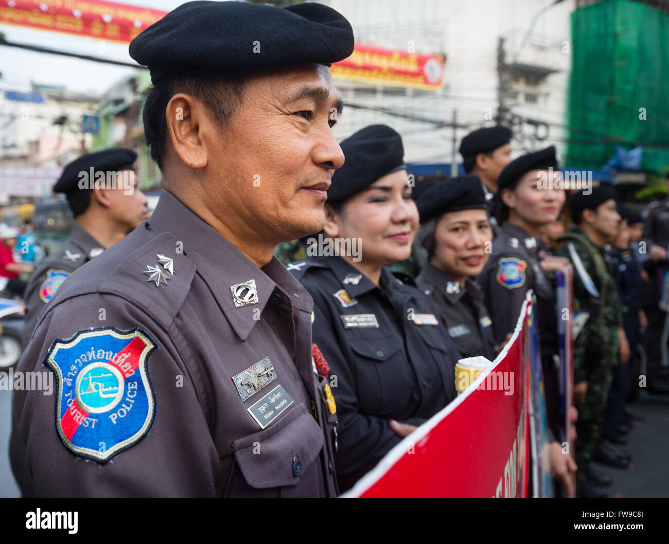 tourist police thailand 1155
