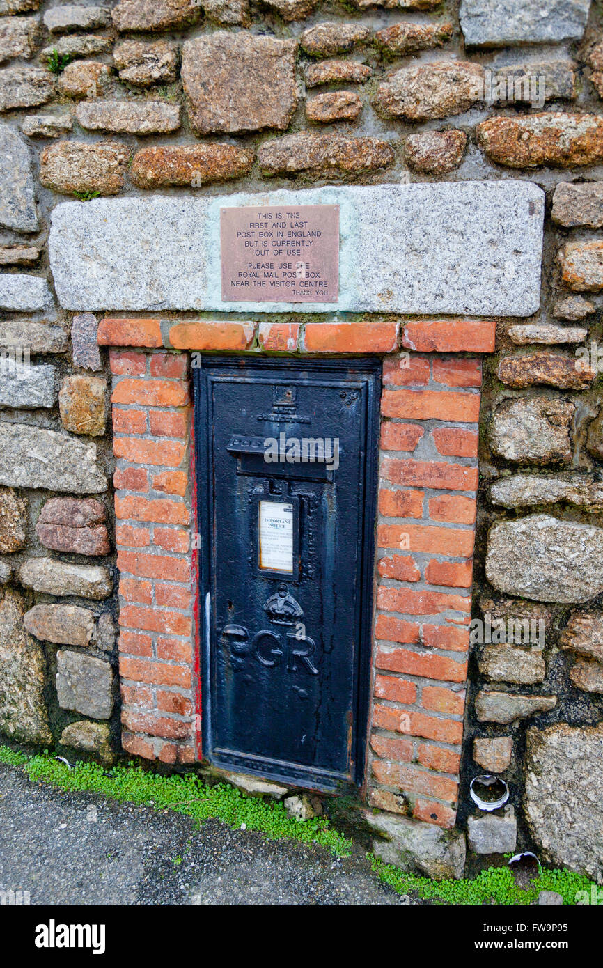 Letter post box hires stock photography and images Alamy