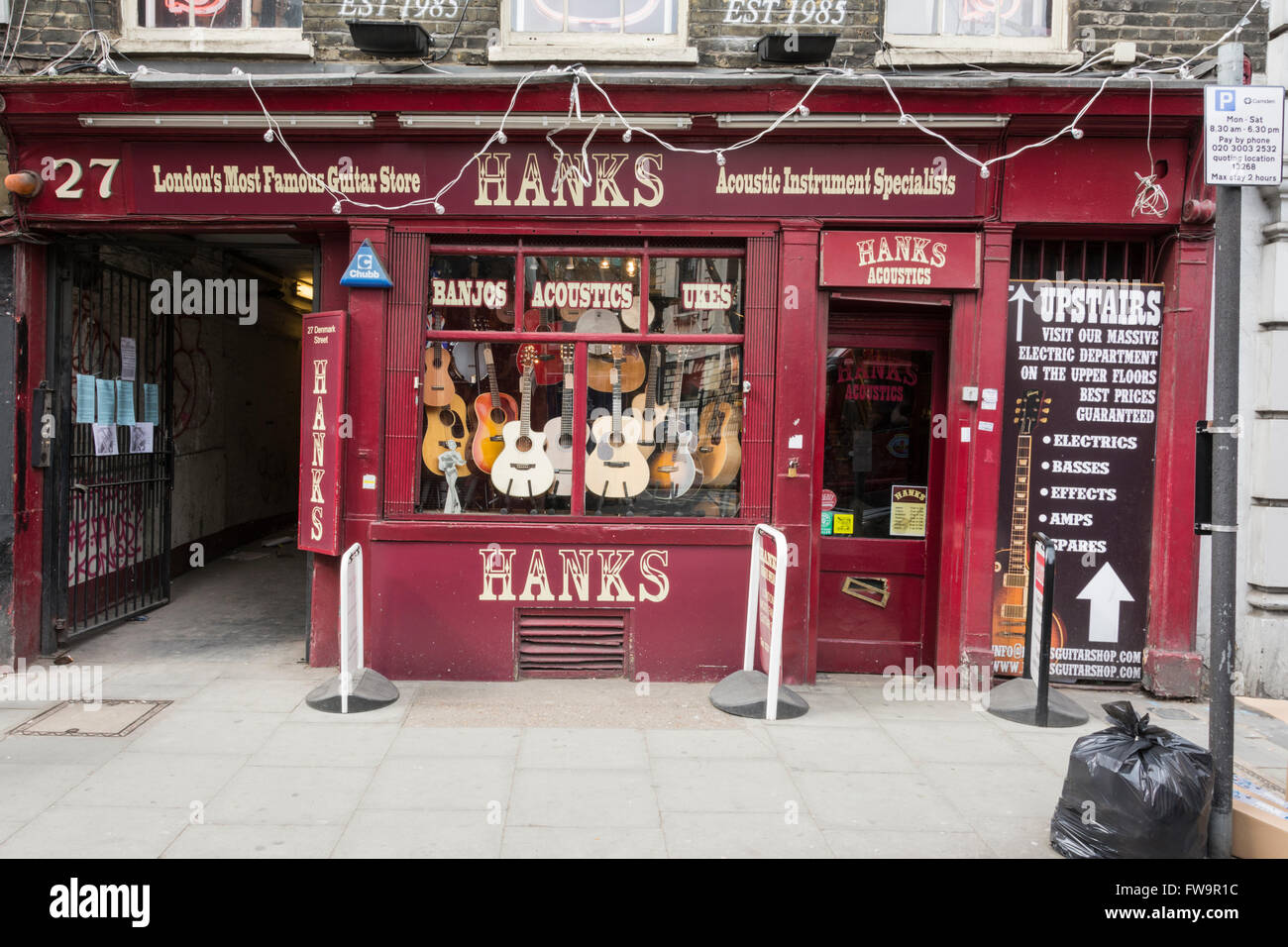 Hanks Guitar store next door to the former 12 Bar Club on Denmark Street, London, UK Stock Photo