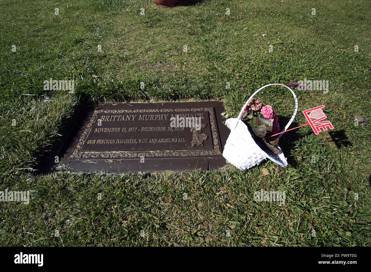 Celebrity final resting places - Forest Lawn Memorial Park Hollywood Hills: The grave of actress Brittany Murphy where she was laid to rest at the section Bright Eternity.  Featuring: Brittany Murphy Where: Los Angeles, California, United States When: 01 Stock Photo