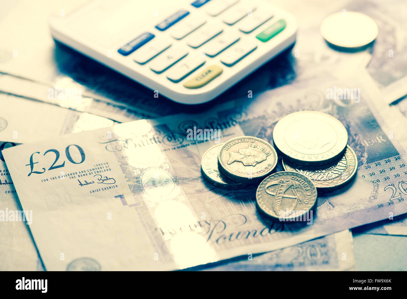 British coins and notes, vintage effect photo Stock Photo - Alamy