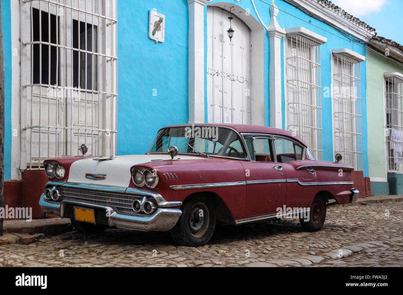 Old american vintage car park on street in Havana Cuba Stock Photo - Alamy