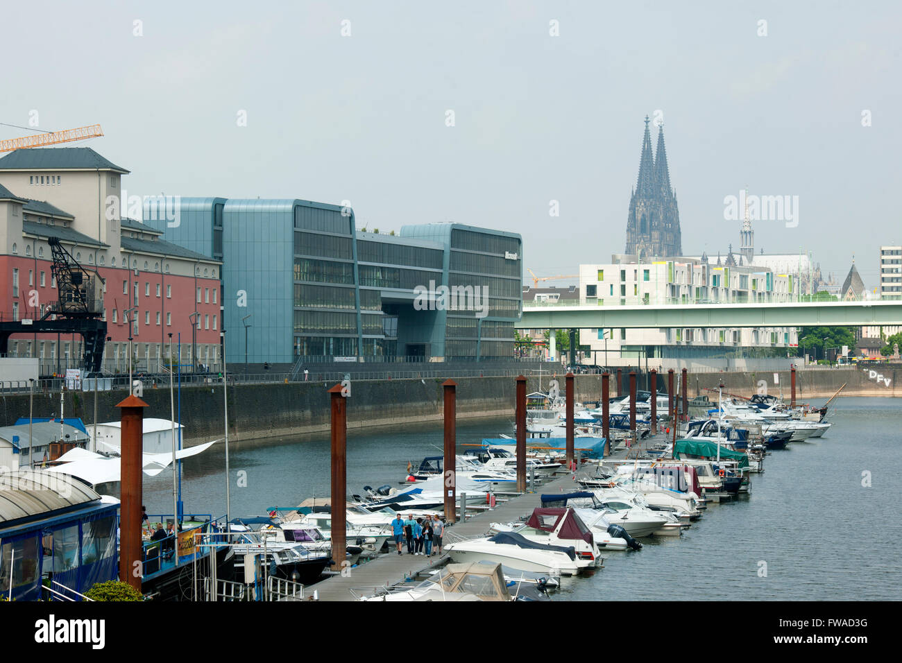 Köln, Altstadt-Süd, Rheinauhafen, Liegeplatz für Sportboote Stock Photo