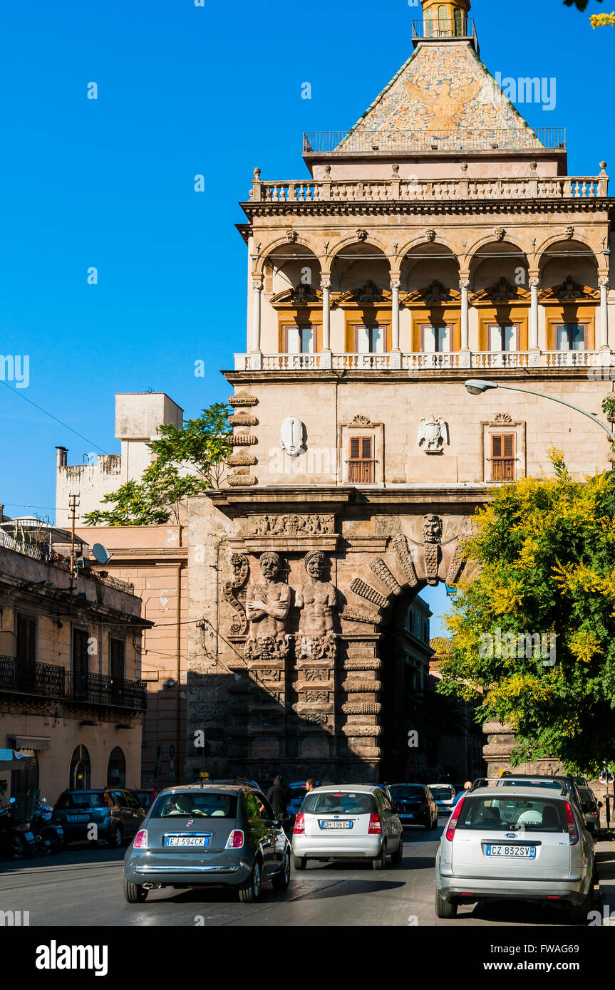 The New Gate - Porta Nuova-, adjacent to the Palace of the Normans - Palazzo dei Normanni -, Palermo. Sicily, Italy. Stock Photo