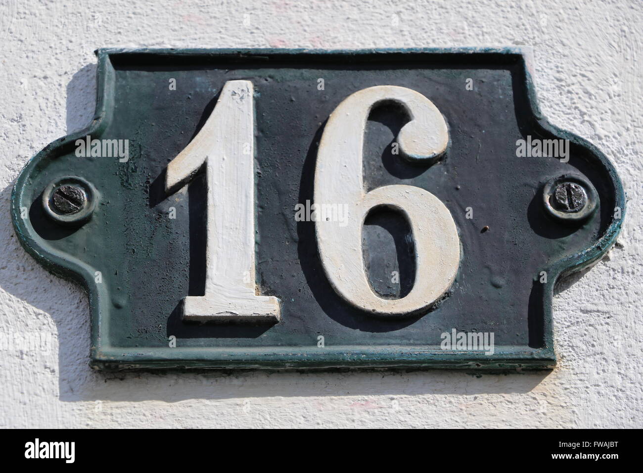 house-number-16-in-the-city-of-saint-cloud-france-stock-photo-alamy
