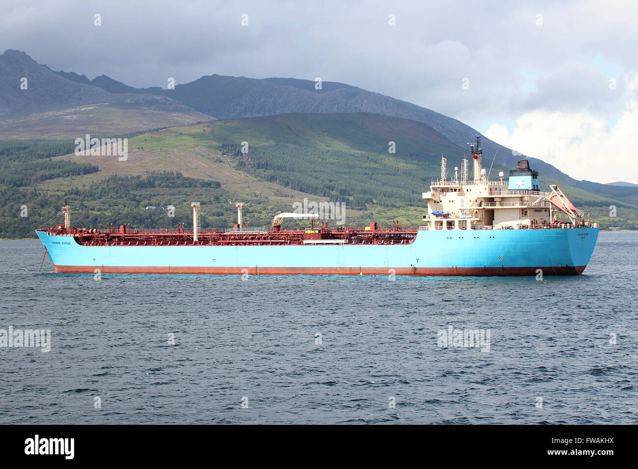 Contracted to the UK MInistry of Defence, the oil tanker Maersk Rapier