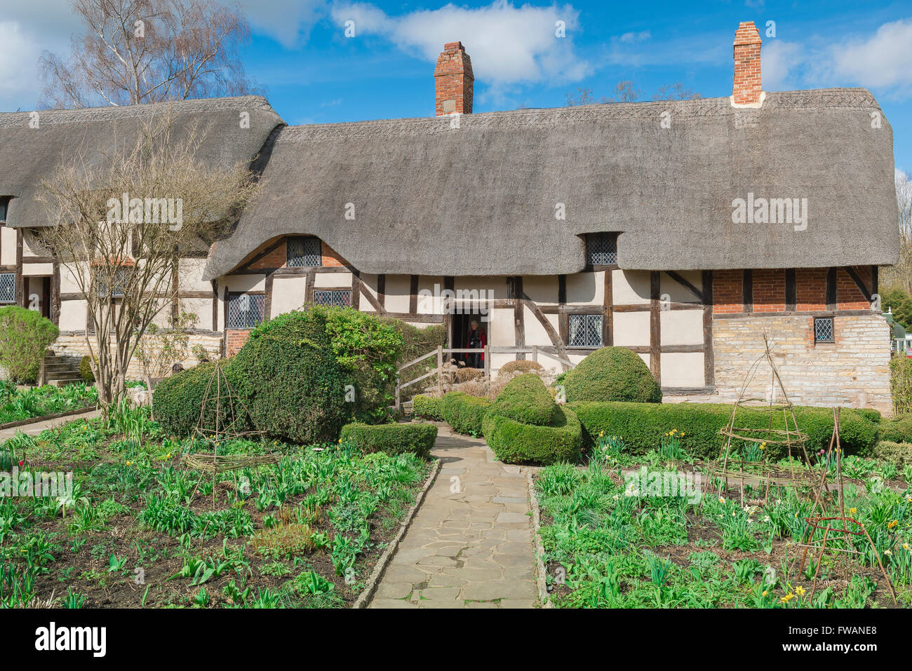 Anne Hathaway Cottage UK View Of Anne Hathaway s Cottage And Garden In 