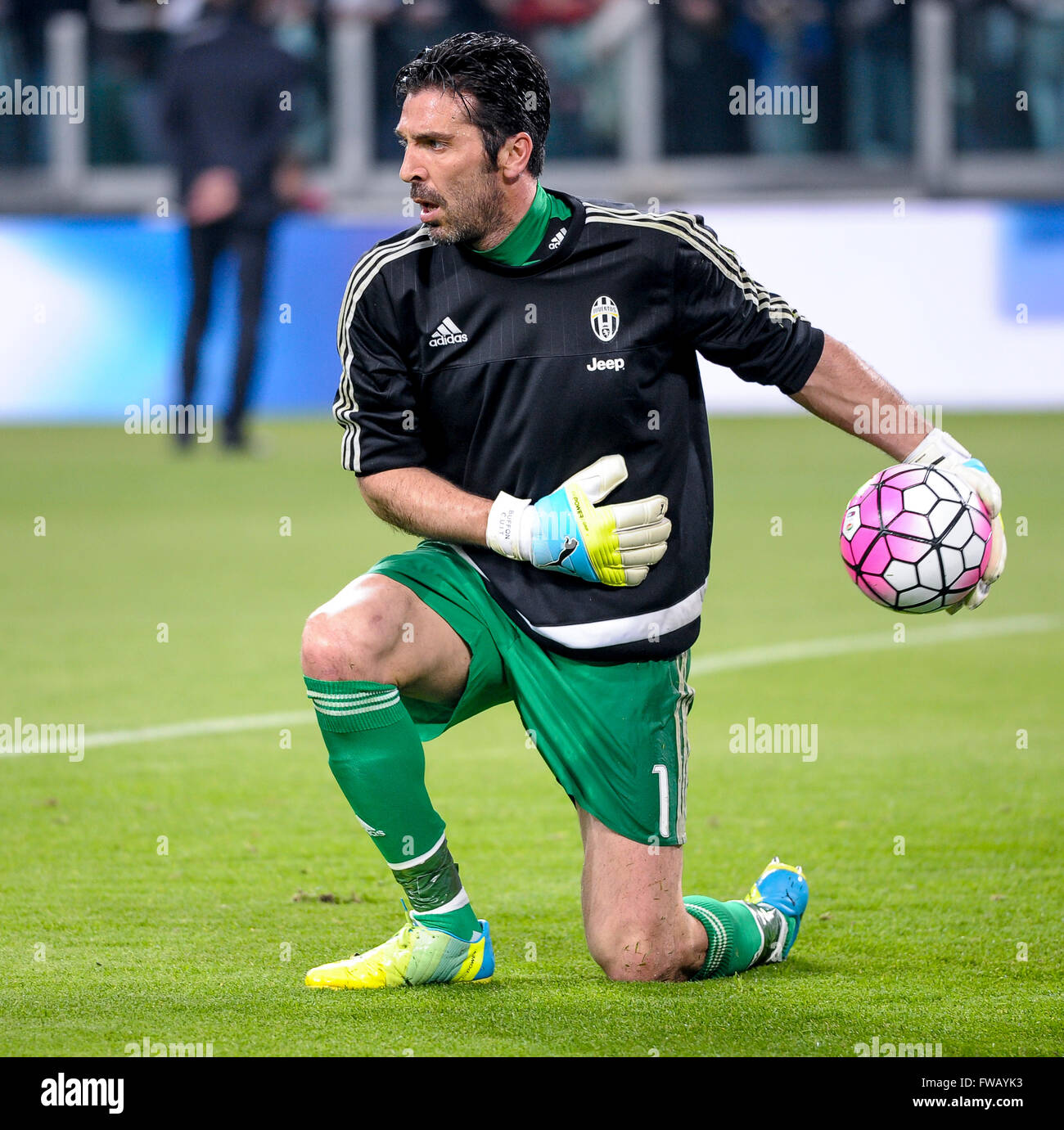 Turin, Italy. 2 April, 2016: Gianluigi Buffon in action before the Serie A football match between Juventus FC and Empoli FC. Credit:  Nicolò Campo/Alamy Live News Stock Photo
