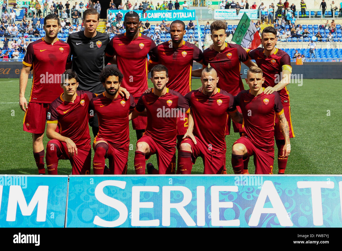 Stadium Olimpico, Rome, Italy. 03rd Apr, 2016. Serie A football league. Derby Match SS Lazio versus AS Roma. Team AS Roma Credit:  Action Plus Sports/Alamy Live News Stock Photo