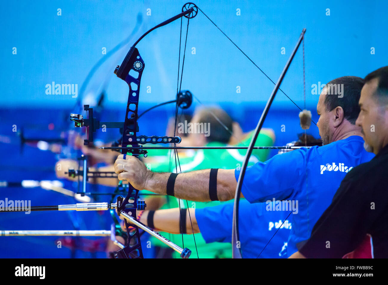 indoors archery match Stock Photo Alamy