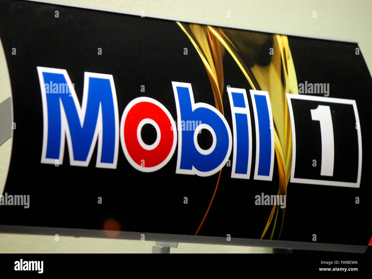 Markennamen: "Mobil 1", Berlin. Stock Photo