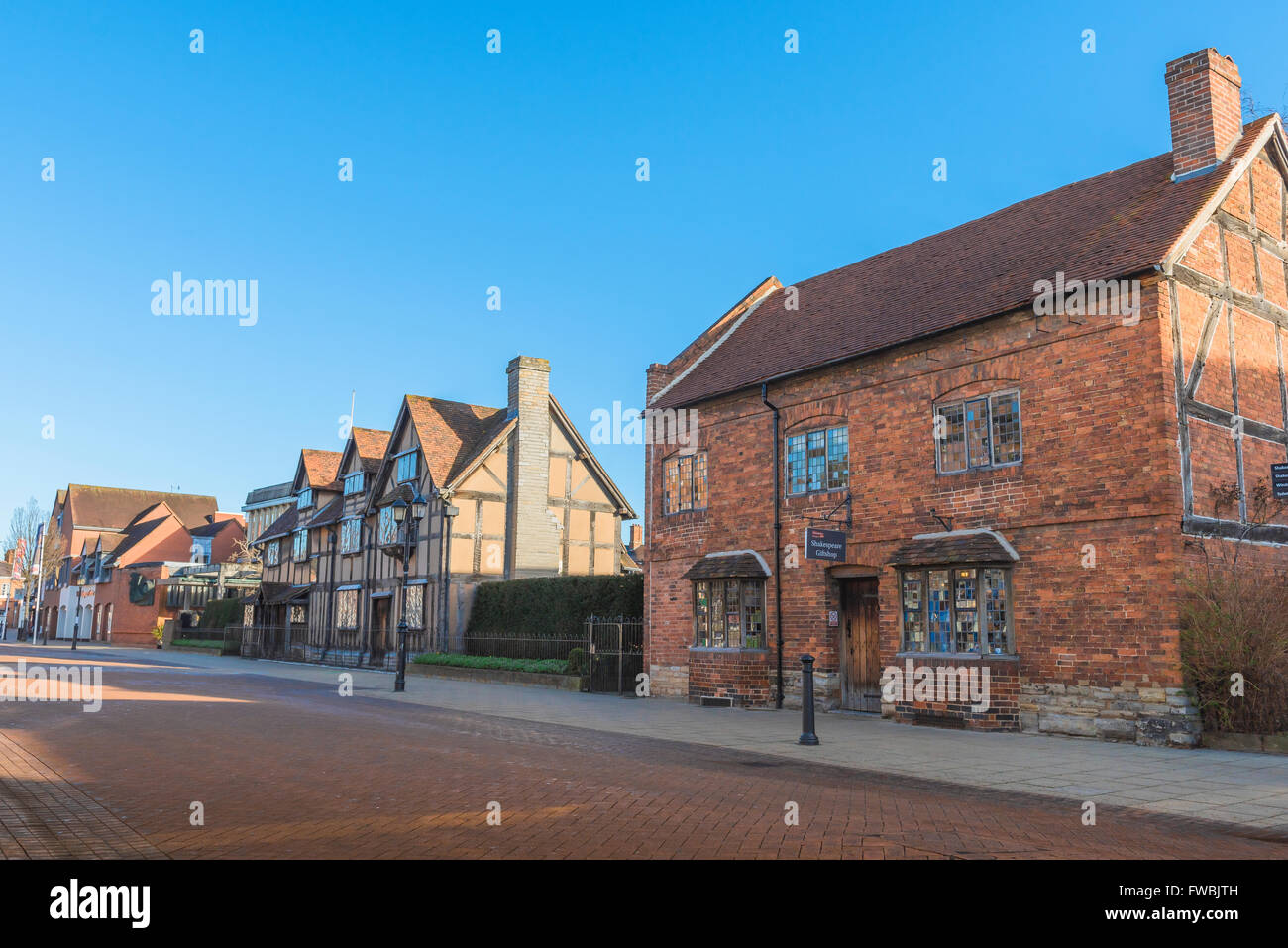 Henley Street Stratford Upon Avon, Shakespeare's birth place and Gift Shop sited in Henley Street, Stratford Upon Avon, England. Stock Photo