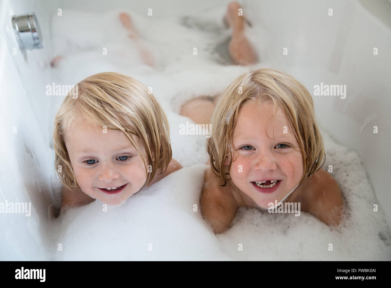 bath-girls