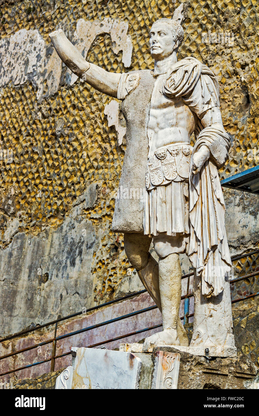 Proconsul Marcus Balbus Statue Herculaneum Italy Stock Photo Alamy