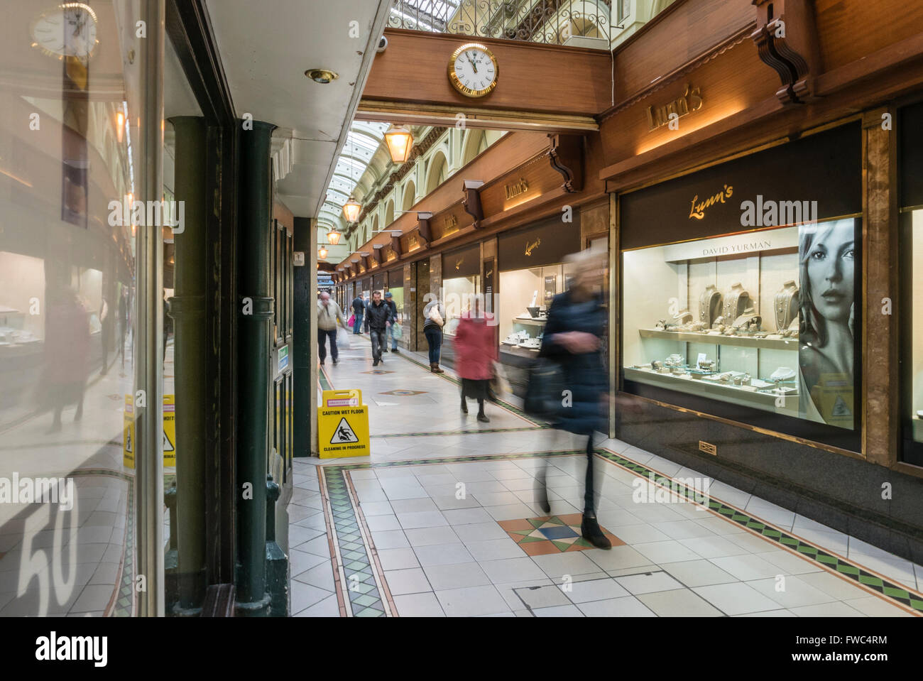 Queens arcade hires stock photography and images Alamy