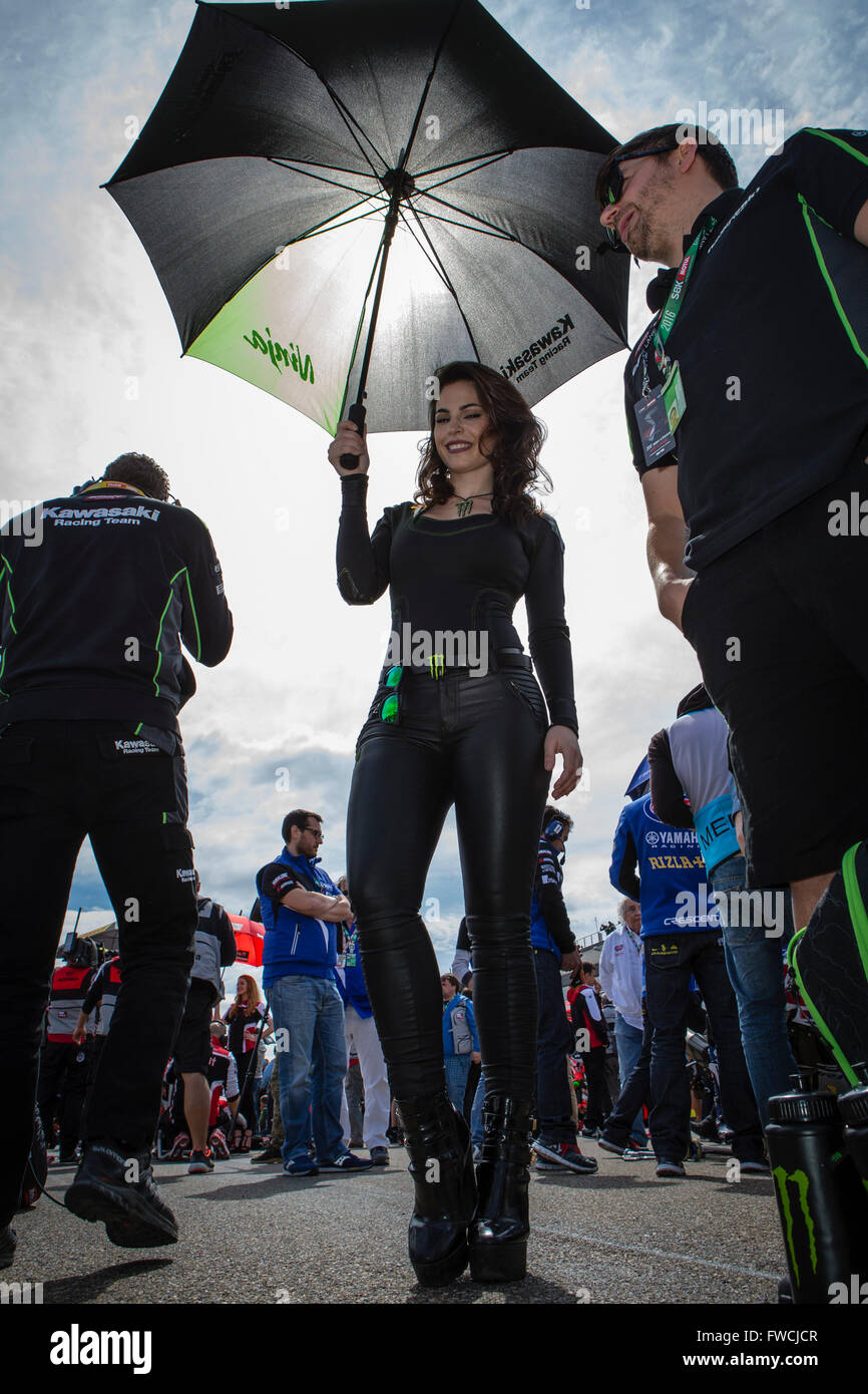 Motorland, Aragon, Spain. 3rd April, 2016. World Championship Motul FIM of Superbikes. Kawasaki umbrella girl in Pit Line before the Race in the World Championship Motul FIM of Superbikes from the Circuito de Motorland. Credit:  Action Plus Sports Images/Alamy Live News Stock Photo