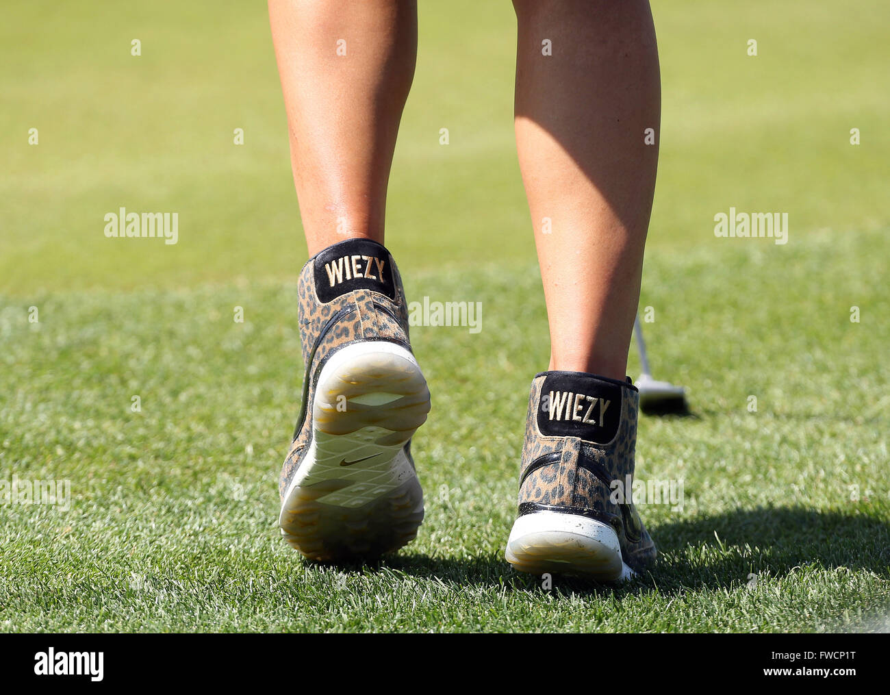 Nike golf shoes hi-res stock photography and images - Alamy