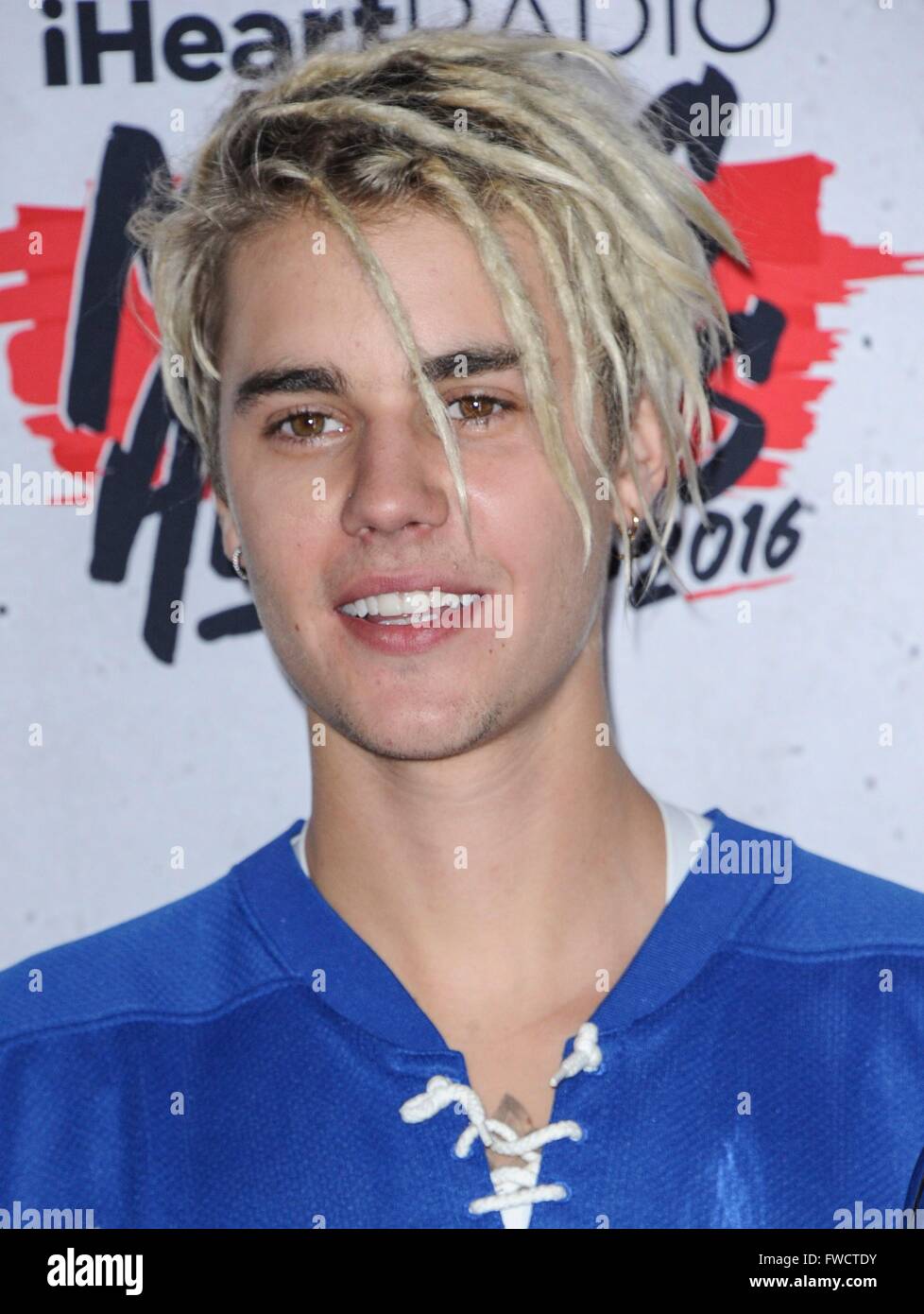 Los Angeles Ca Usa 3rd Apr 16 Justin Bieber In The Press Room Stock Photo Alamy Los Angeles Ca Usa 3rd Apr 16 Justin Bieber In The Press Room Stock Photo Alamy