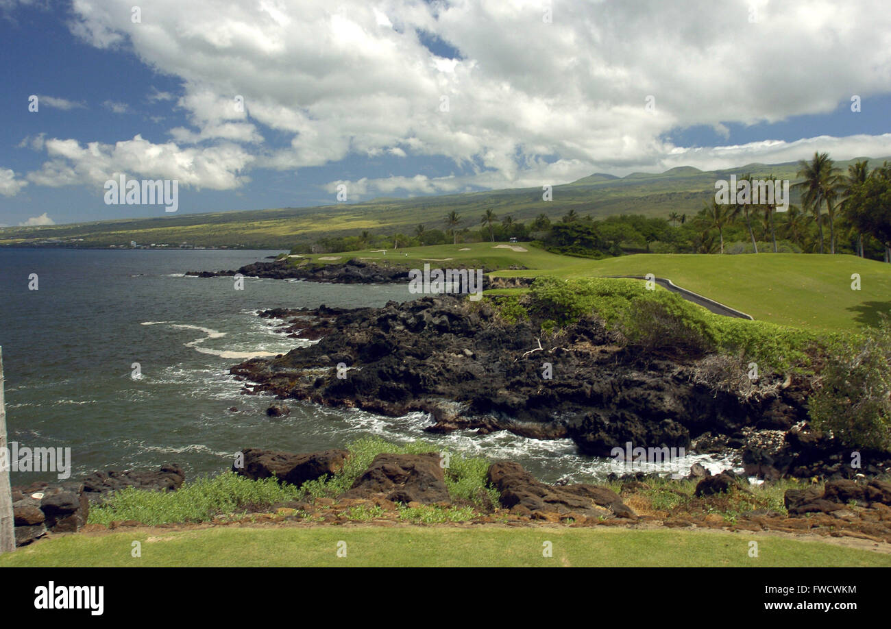 Hole mauna kea golf course hires stock photography and images Alamy