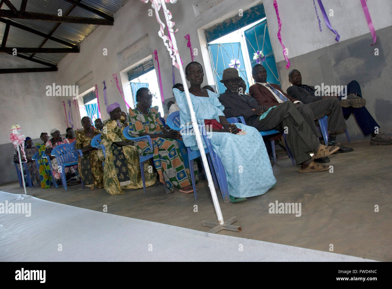 Lacekocot, Pader, Uganda. Preparations for the group wedding of six  Acholi couples on the Lacekocot IDP Camp. Stock Photo