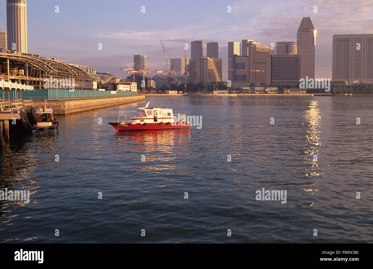 Singapore city skyline view hi-res stock photography and images - Alamy