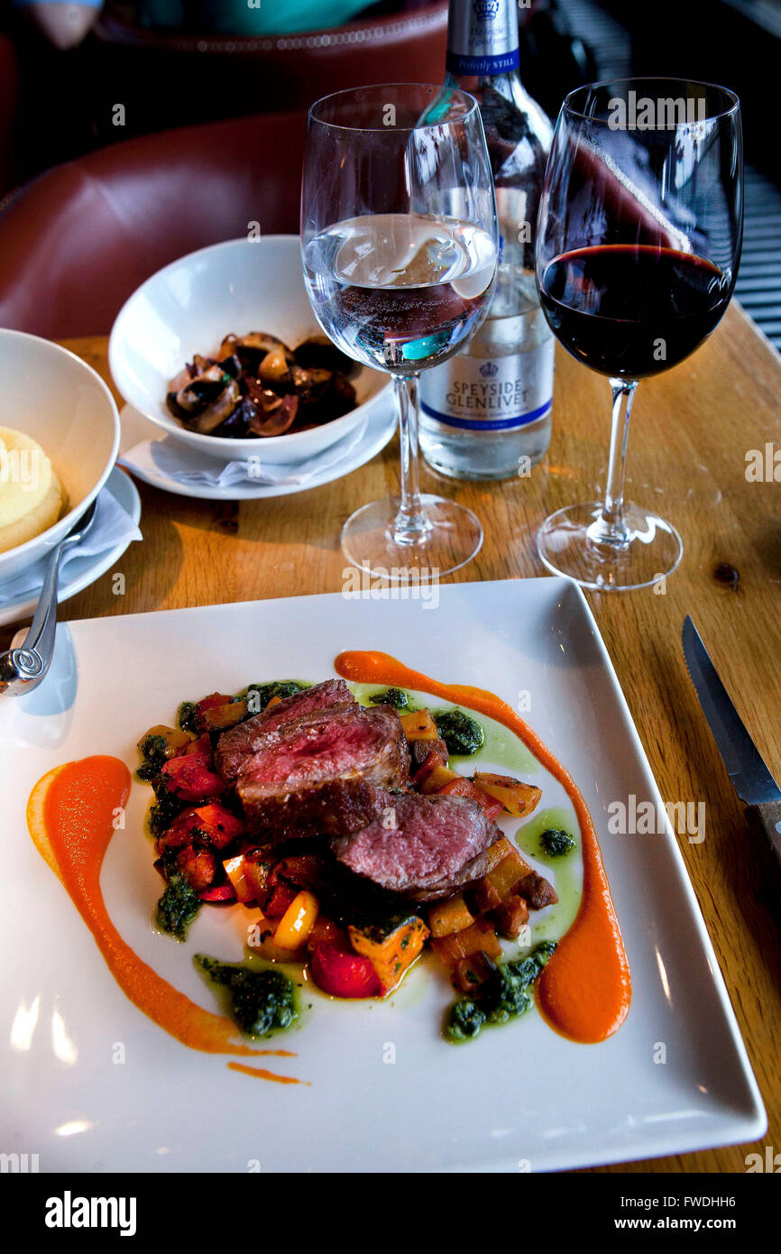 Edinburgh Festival: The Tower restaurant Stock Photo