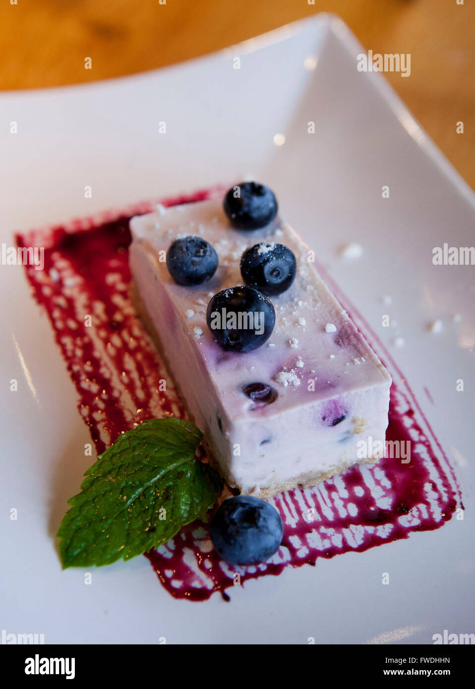 Edinburgh Festival: Blueberry cheesecake at the Tower Restaurant Stock Photo