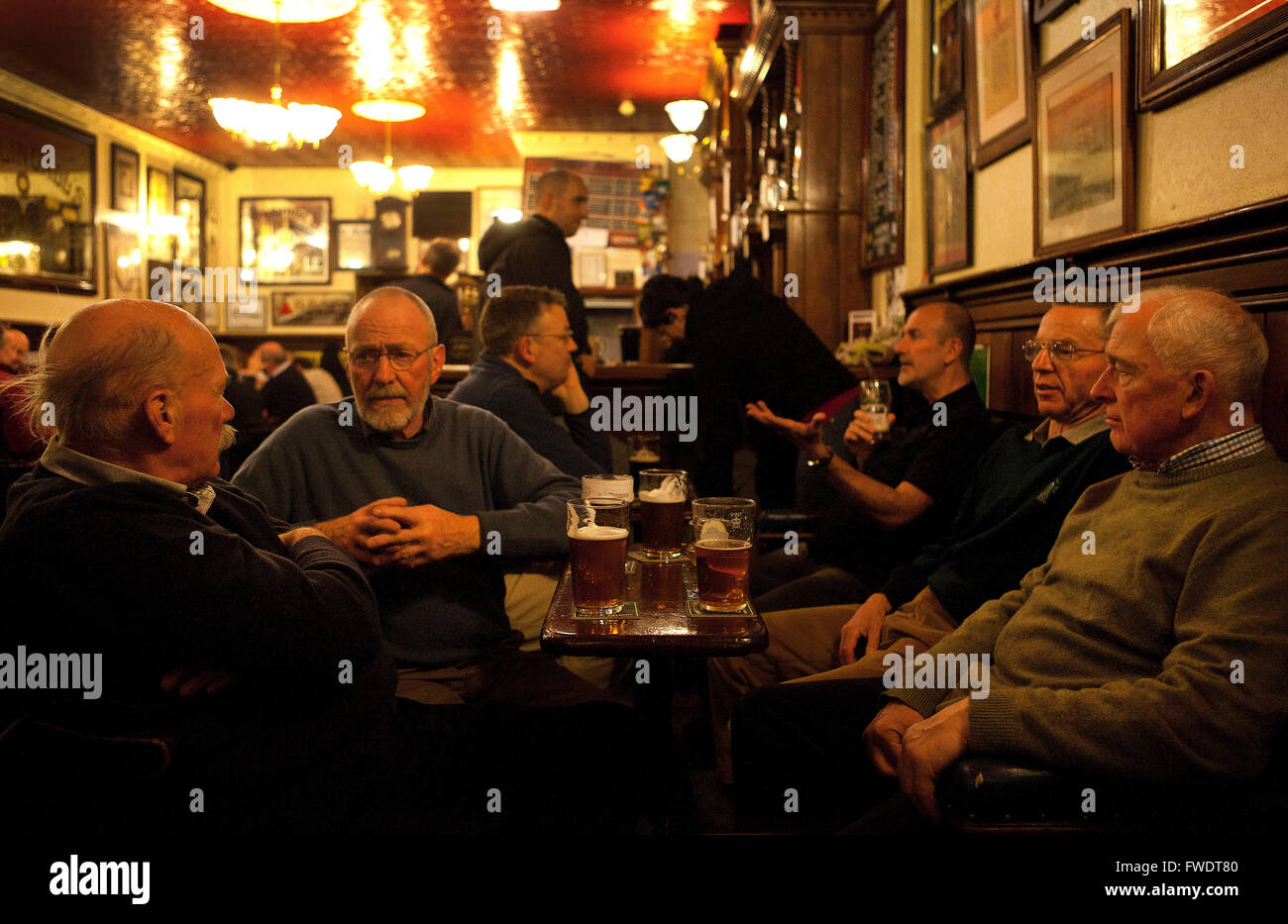 Edinburgh,Scotland: The Bow Bar Stock Photo