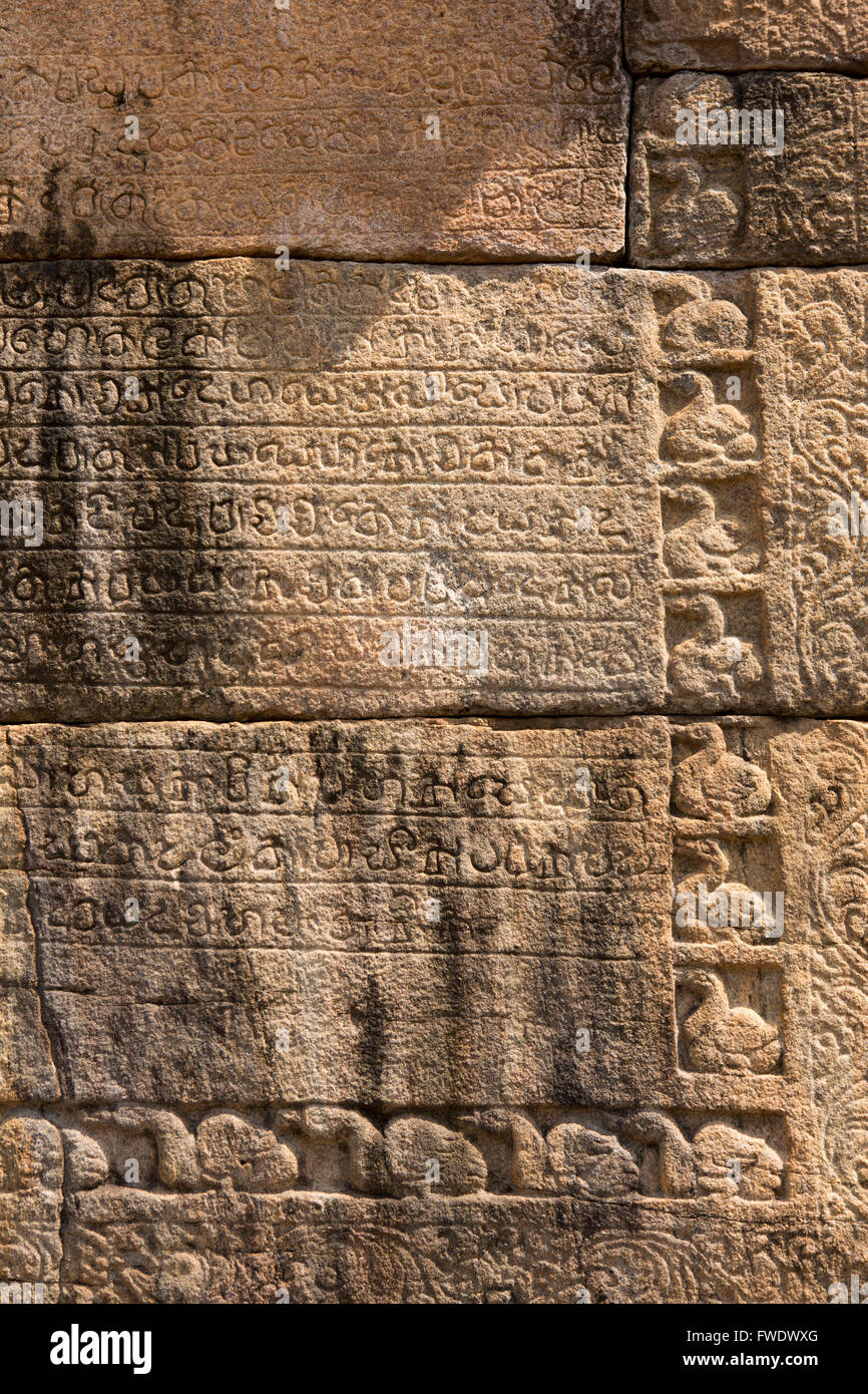 Sri Lanka, Polonnaruwa, Quadrangle, Hadatadage, ancient Sinhalese script inscription by King Nissankamalla; Stock Photo