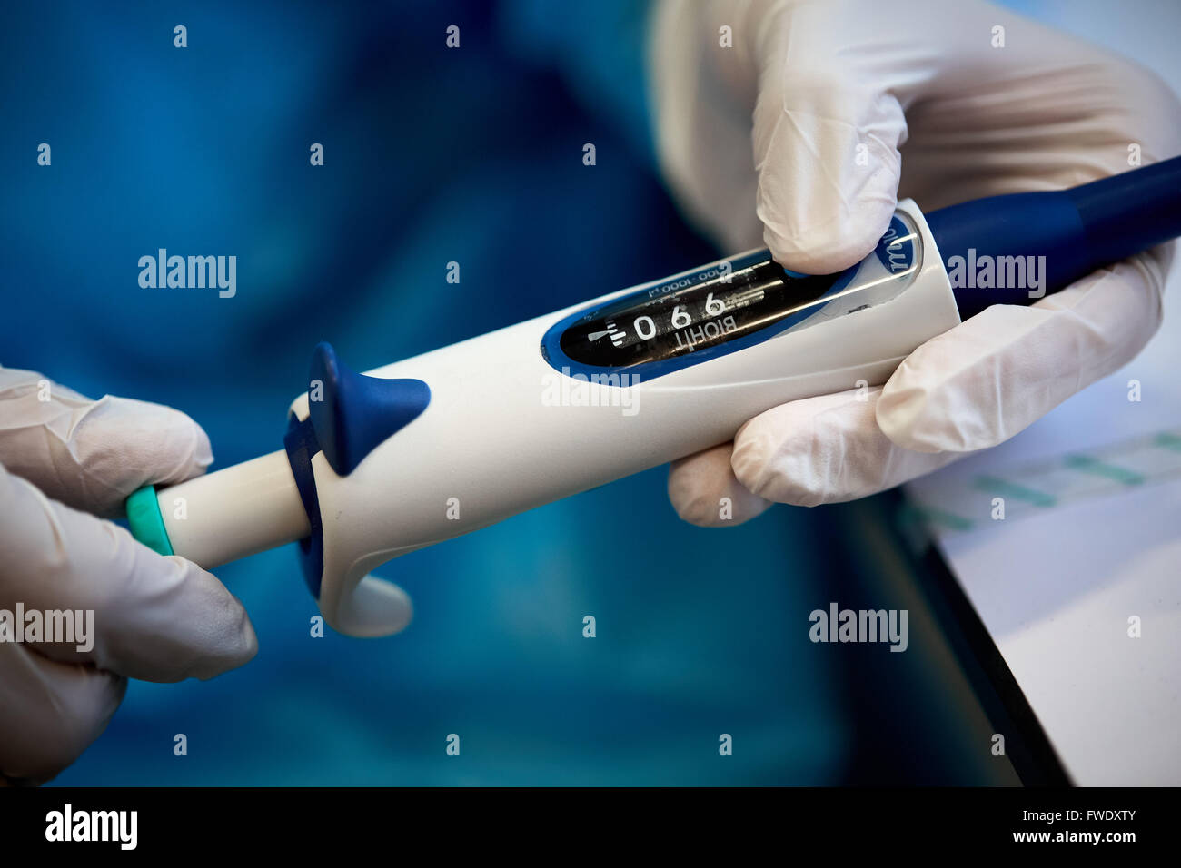 Dispensing pipette liquids samples lab laboratory laboratory testing tests patient analysing