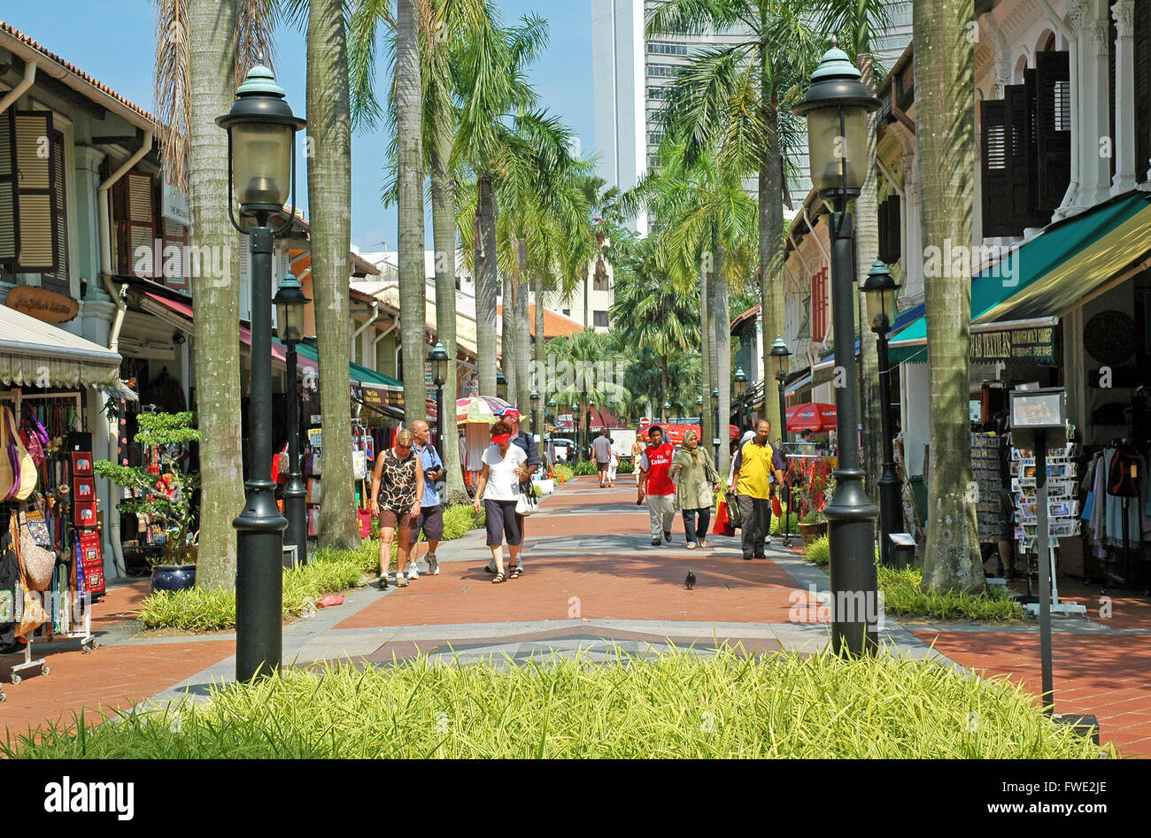 Shopping malls singapore hi-res stock photography and images - Alamy