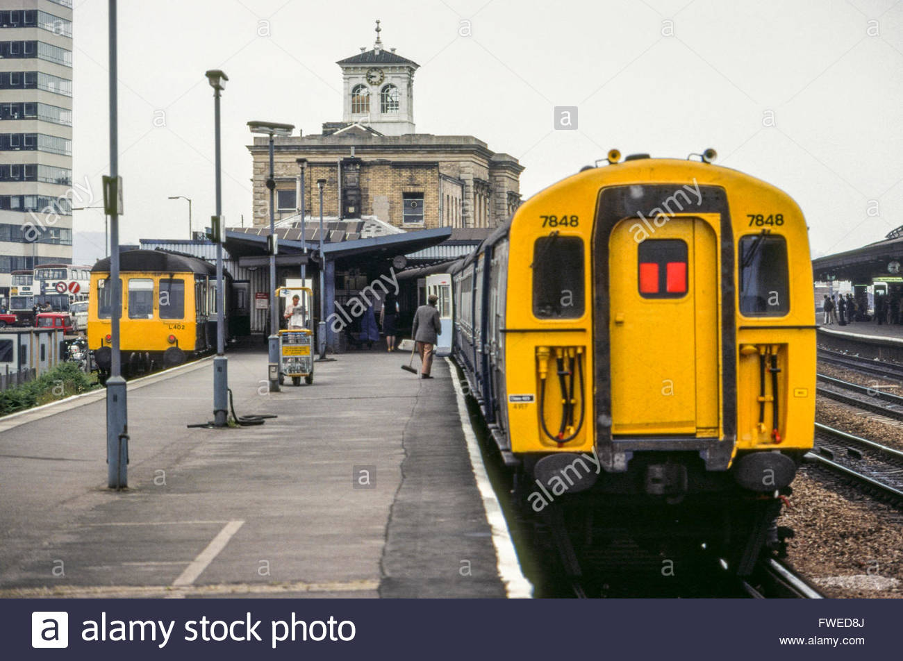 Tonbridge Rail Station High Resolution Stock Photography and Images Alamy