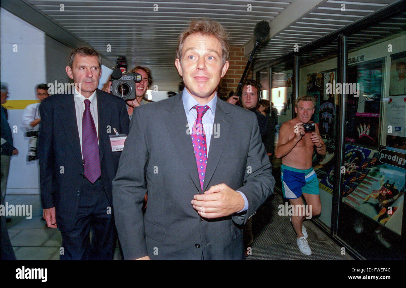 Tony Blair at the TUC Conference in Brighton in 1997 Stock Photo - Alamy