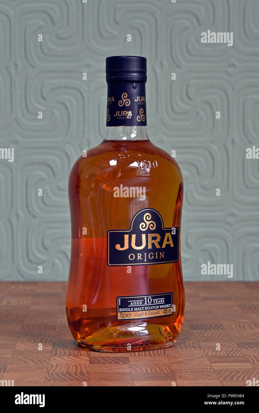 Bottle Of Jura Single Malt Scotch Whisky Stock Photo Alamy bottle-of-jura-single-malt-scotch-whisky-stock-photo-alamy