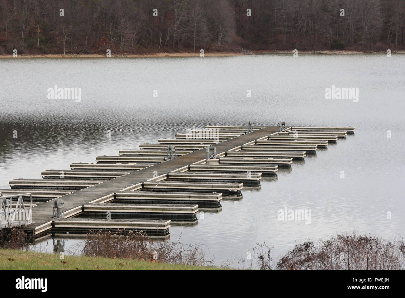 Empty boat slips during the early winter season in North America Stock Photo