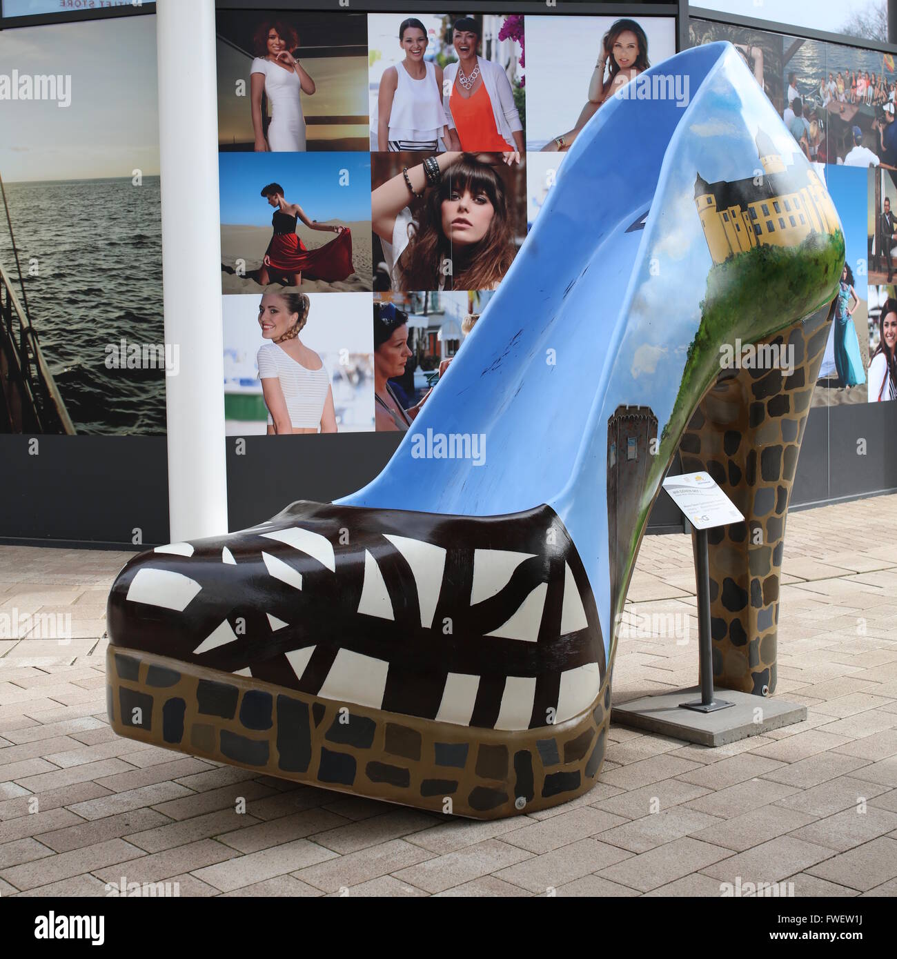 Montabaur Monstiletto, oversized high heel, EU size 302, right shoe, city art outside lead to the new fashion outlet Stock Photo