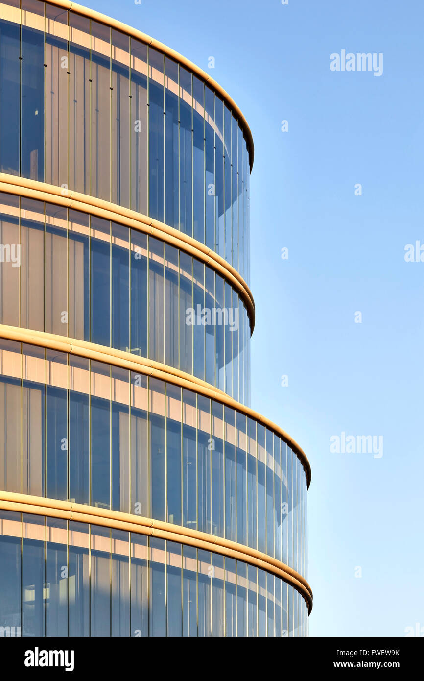 Circular, stacked glass volumes. The Blavatnik School of Government at the University of Oxford, Oxford, United Kingdom. Archite Stock Photo
