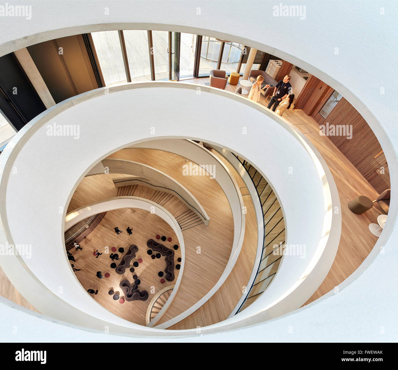 View from above towards galleries and ground floor of atrium. The Blavatnik School of Government at the University of Oxford, Ox Stock Photo