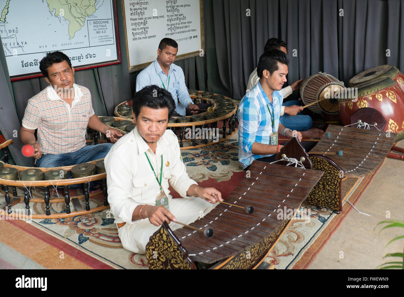 Gamelan musicians, Phnom Penh, Cambodia, Southeast Asia Stock Photo