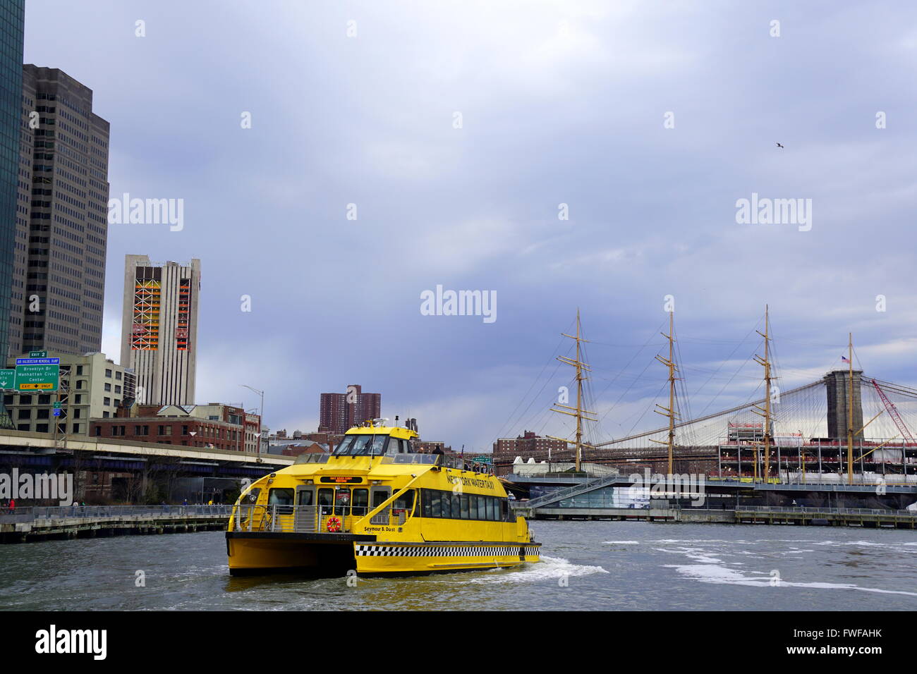 Ny waterway taxi hires stock photography and images Alamy