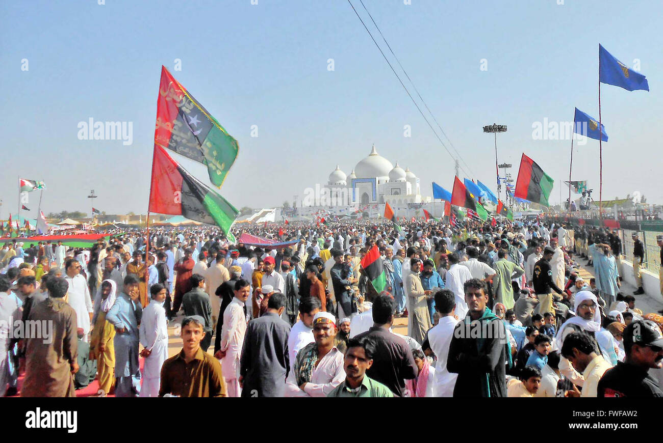 Large numbers of activists of Peoples Party (PPP) are gathering to mark 37th death anniversary of Zulfiqar Ali Bhutto, held at Bhutto's Mausoleum in Garhi Khuda Bux on Monday, April 04, 2016. Stock Photo