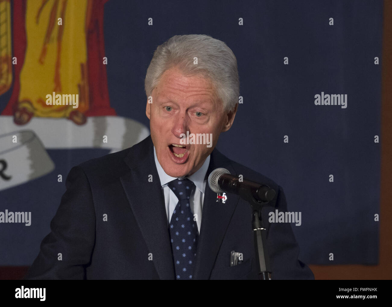 Elmont, New York, USA. 5th Apr, 2016. Former President Bill Clinton